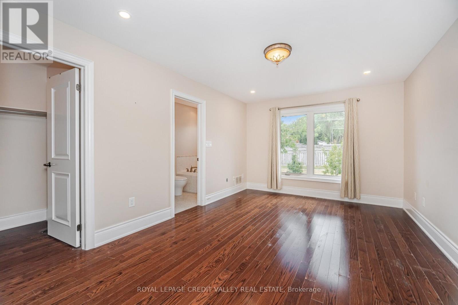 54 Station Road, Caledon, Ontario  L7E 1V1 - Photo 22 - W12346266