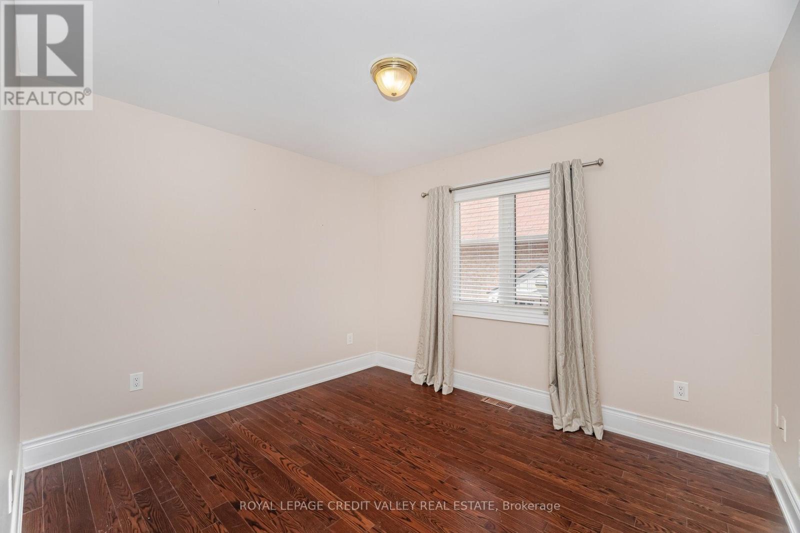 54 Station Road, Caledon, Ontario  L7E 1V1 - Photo 28 - W12346266