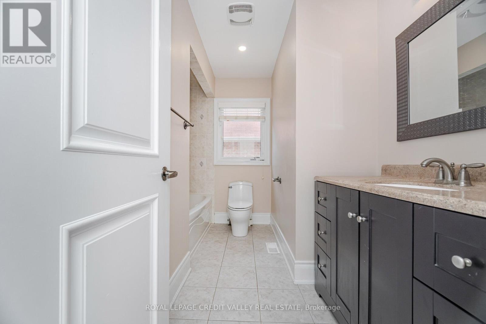 54 Station Road, Caledon, Ontario  L7E 1V1 - Photo 30 - W12346266