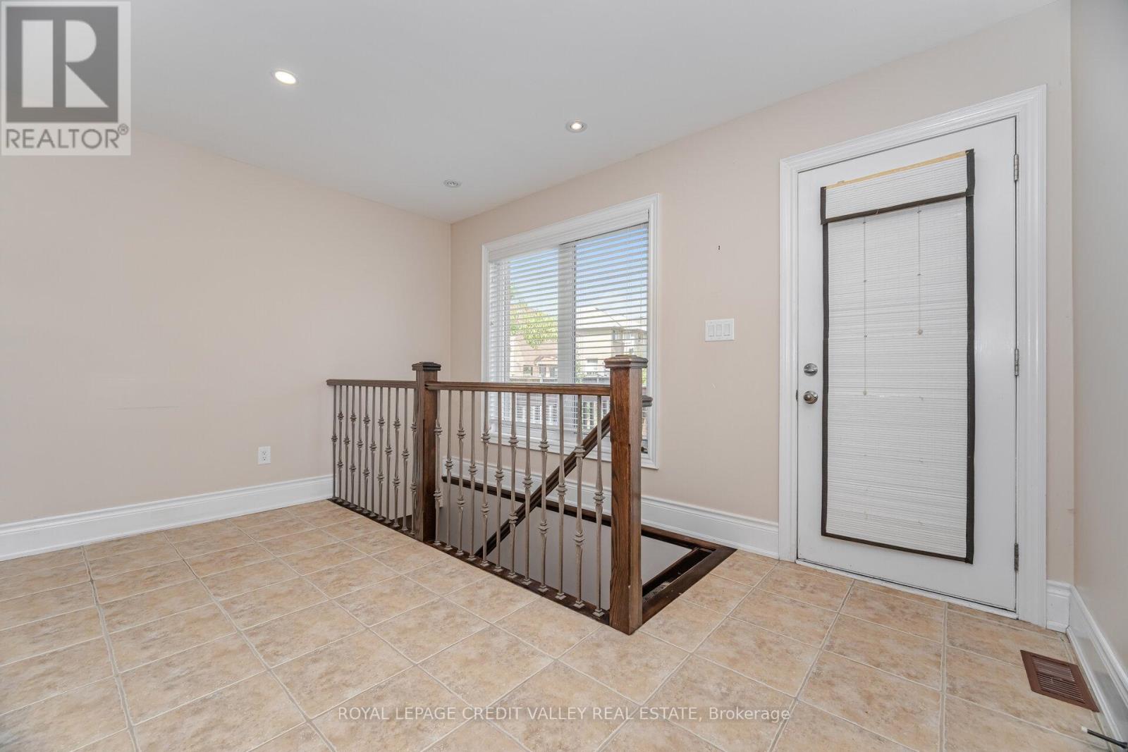54 Station Road, Caledon, Ontario  L7E 1V1 - Photo 32 - W12346266