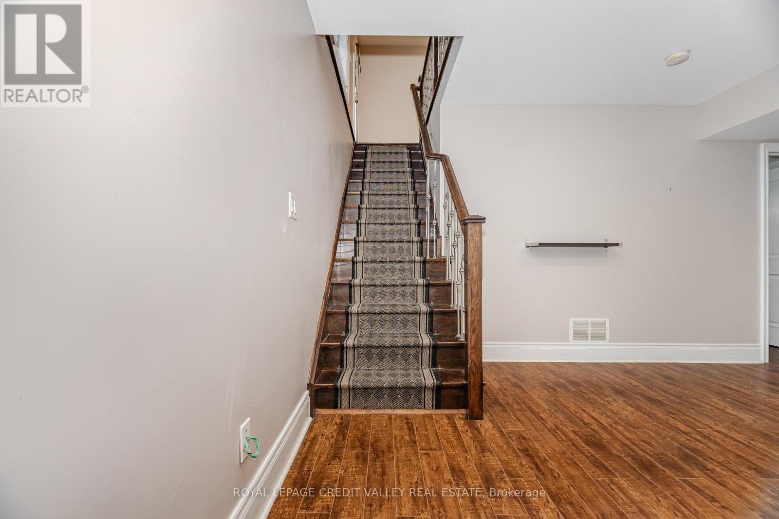 54 Station Road, Caledon, Ontario  L7E 1V1 - Photo 33 - W12346266