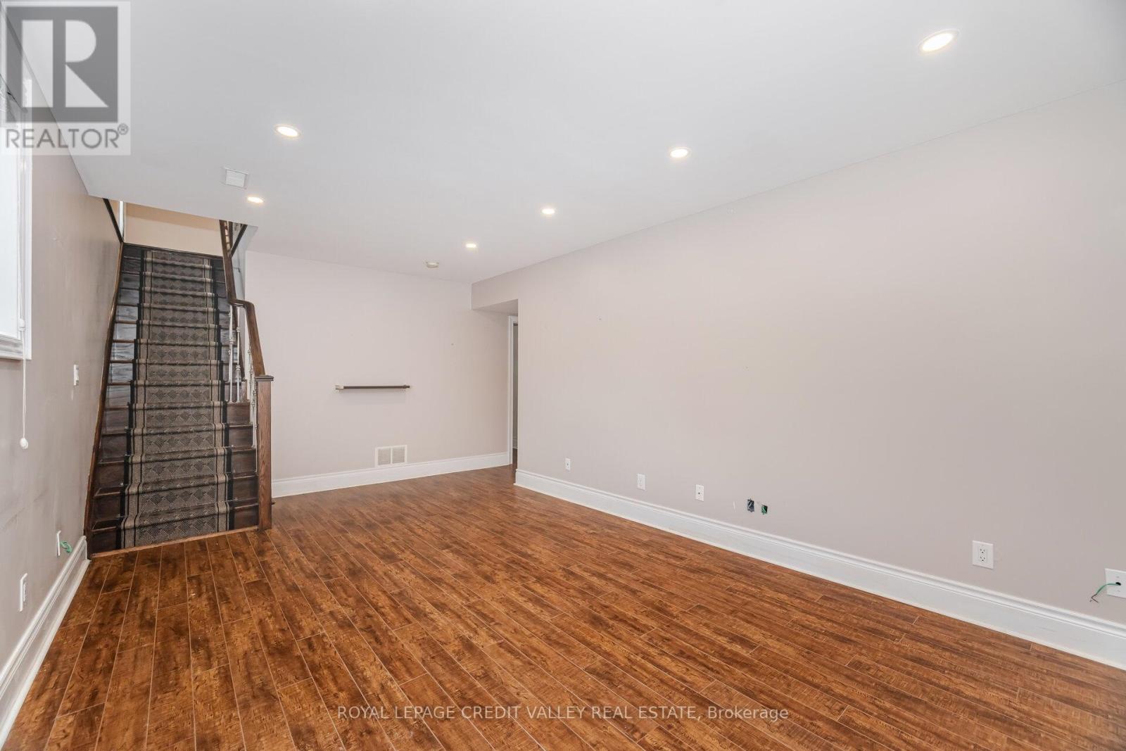 54 Station Road, Caledon, Ontario  L7E 1V1 - Photo 36 - W12346266