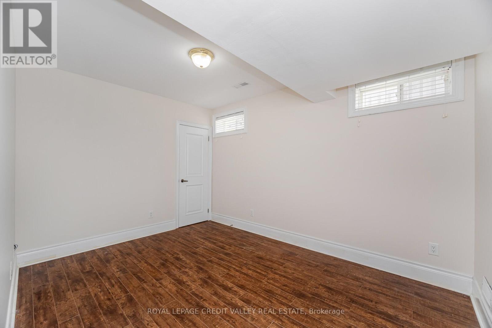 54 Station Road, Caledon, Ontario  L7E 1V1 - Photo 37 - W12346266