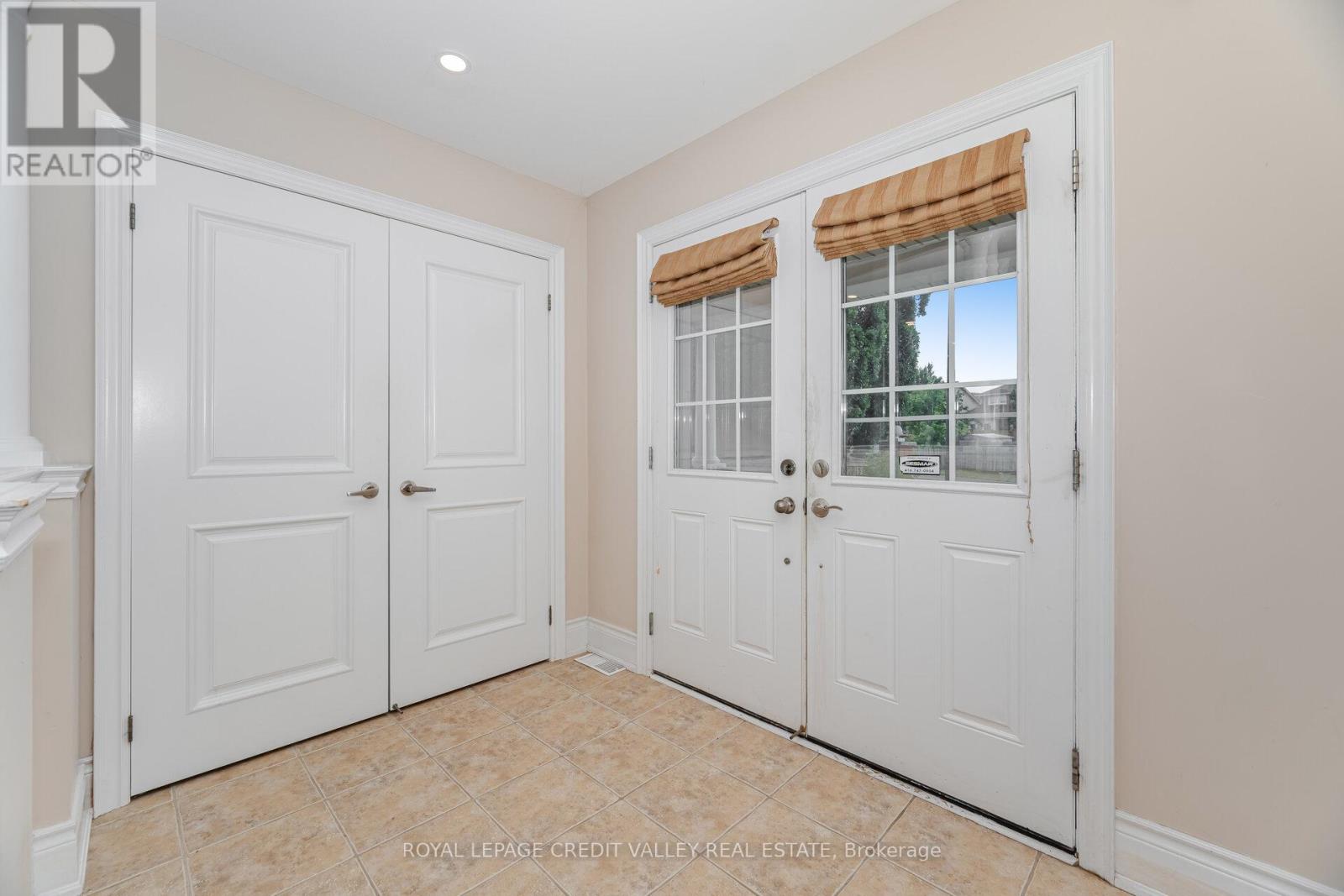 54 Station Road, Caledon, Ontario  L7E 1V1 - Photo 6 - W12346266