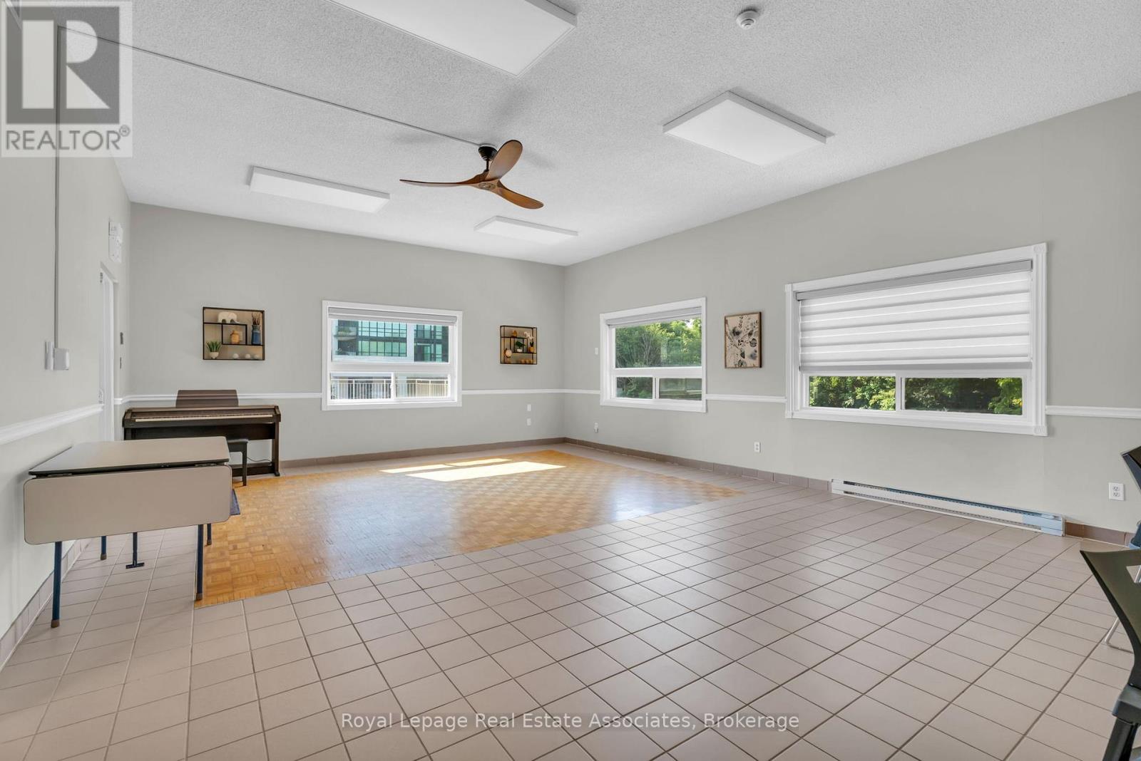 110 - 26 Hall Road, Halton Hills (Georgetown), Ontario  L7G 5G5 - Photo 24 - W12346304