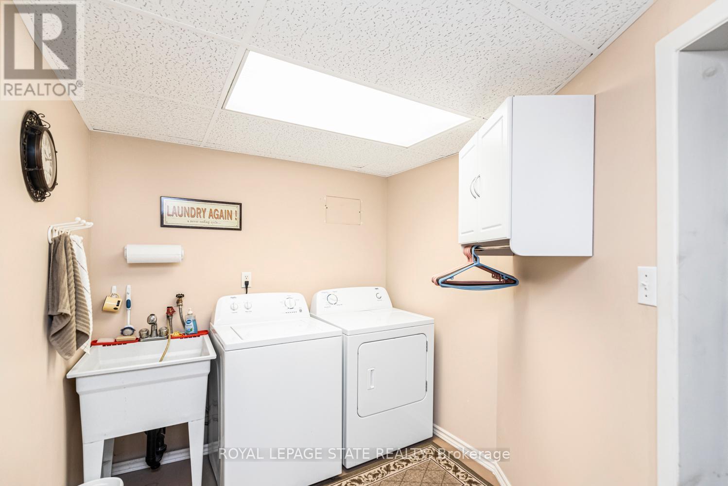 321 East 15th Street, Hamilton (Hill Park), Ontario  L9A 4G6 - Photo 22 - X12346206