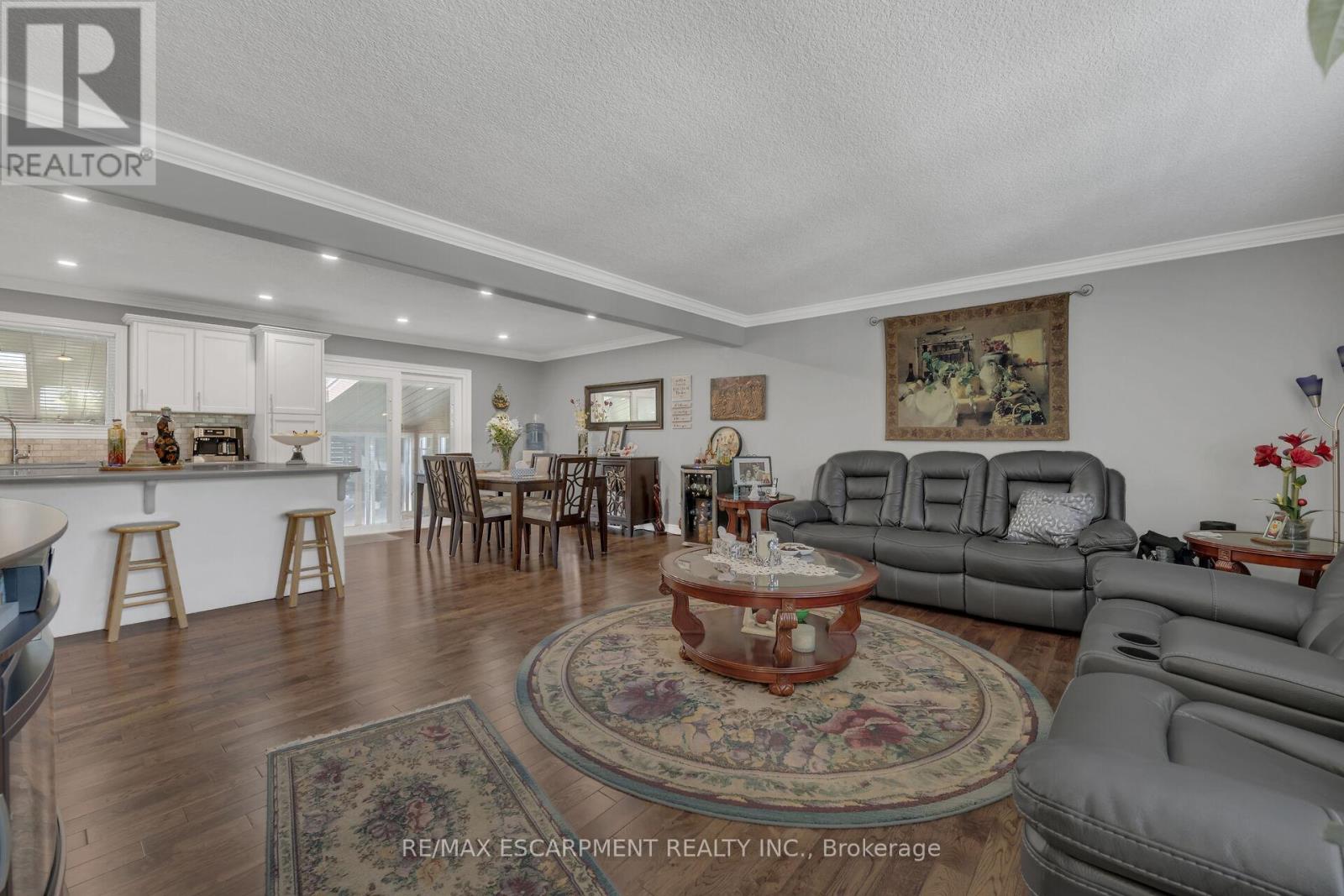 982 Highland Road E, Hamilton (Stoney Creek), Ontario  L8J 3G9 - Photo 17 - X12346302