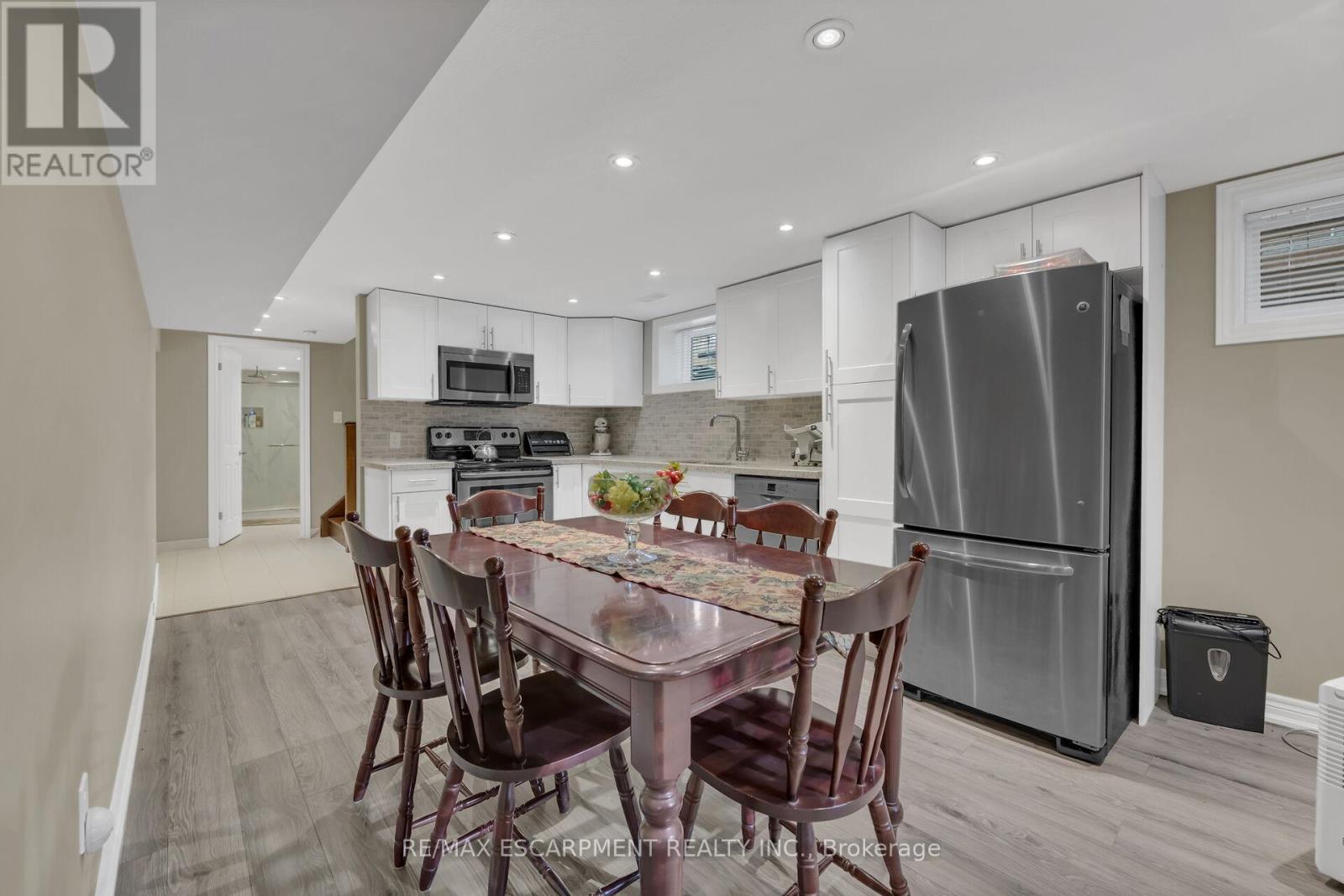 982 Highland Road E, Hamilton (Stoney Creek), Ontario  L8J 3G9 - Photo 28 - X12346302