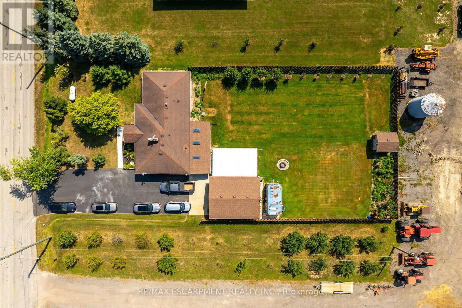 982 Highland Road E, Hamilton (Stoney Creek), Ontario  L8J 3G9 - Photo 47 - X12346302