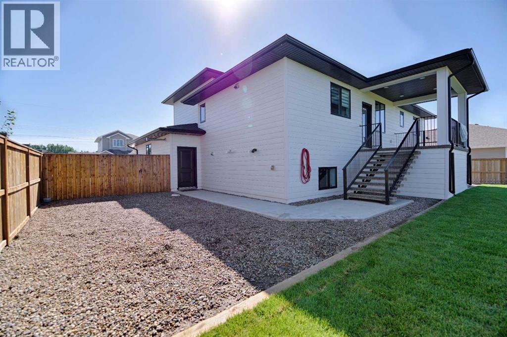 1018 7 Street W, Barnwell, Alberta  T0K 0B0 - Photo 33 - A2248654