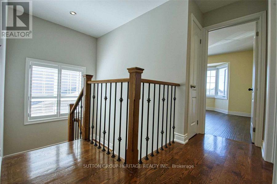 52 Wessex Drive, Whitby (Brooklin), Ontario  L1M 2C3 - Photo 7 - E12342973