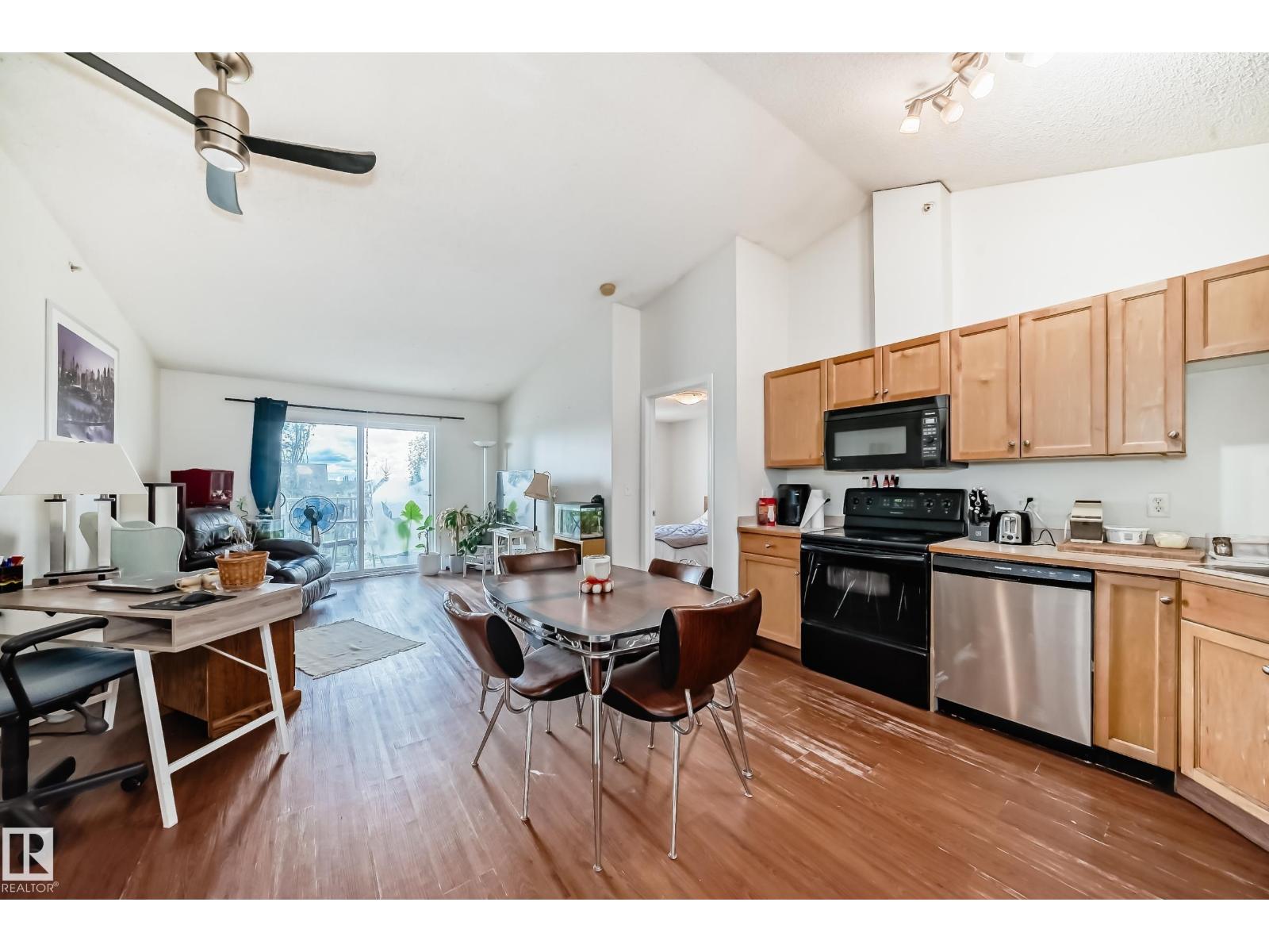 #325 9525 162 Av Nw, Edmonton, Alberta  T5Z 3V2 - Photo 6 - E4453089