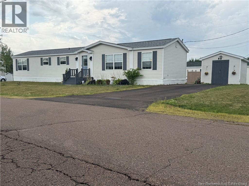 10 Gentian Street, Moncton, New Brunswick  E1H 3K6 - Photo 5 - NB124824