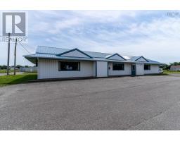 8946 Highway 1, Meteghan River, Ca