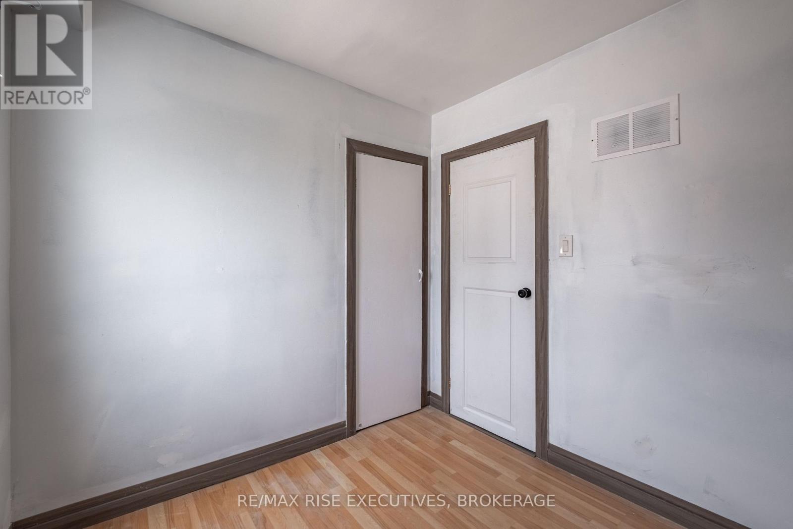 61 Seventh Avenue, Kingston (East Of Sir John A. Blvd), Ontario  K7K 2M5 - Photo 16 - X12346458