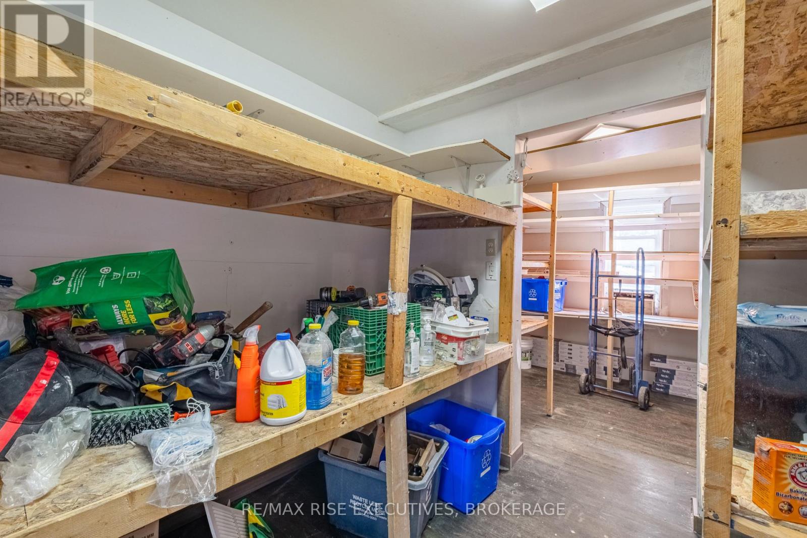 61 Seventh Avenue, Kingston (East Of Sir John A. Blvd), Ontario  K7K 2M5 - Photo 31 - X12346458