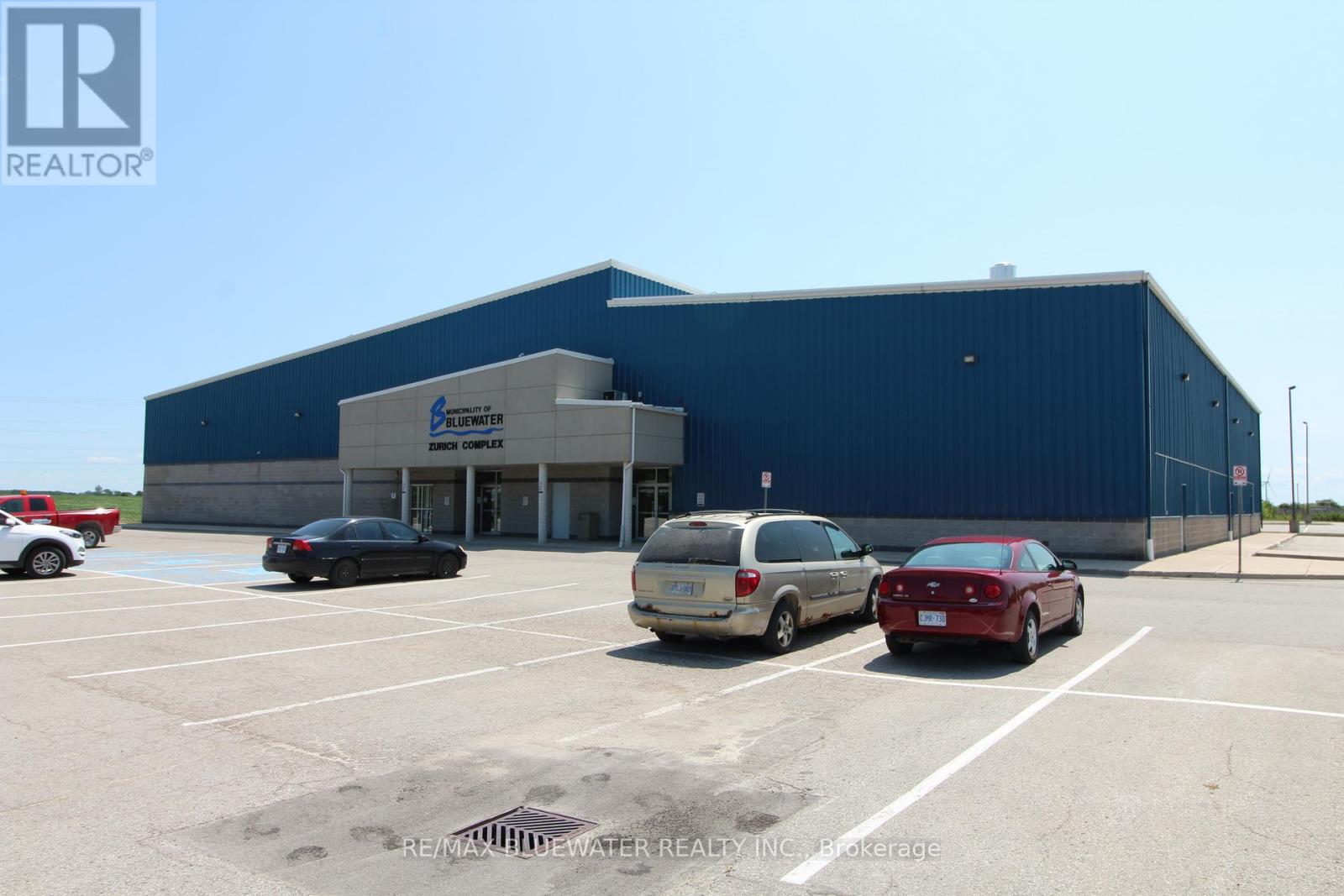 11 Mill Avenue, Bluewater, Ontario  N0M 2T0 - Photo 21 - X12346421