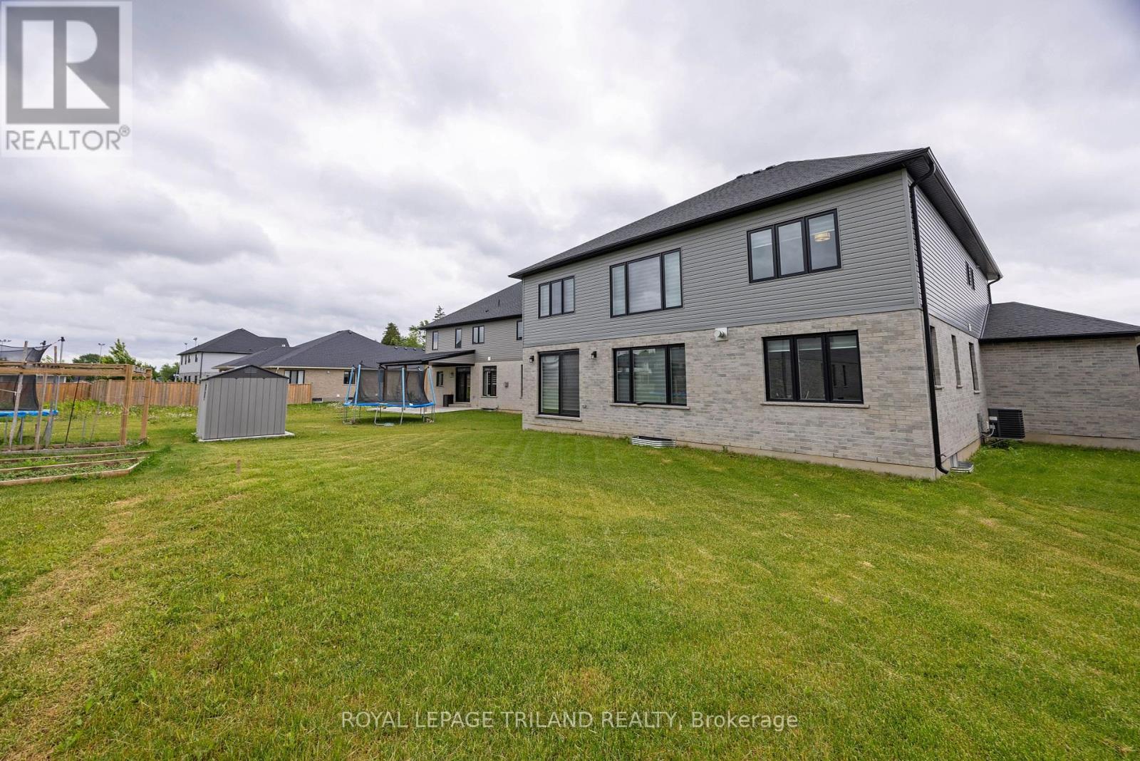 4114 Campbell Street N, London South, Ontario  N6P 0H5 - Photo 44 - X12346497