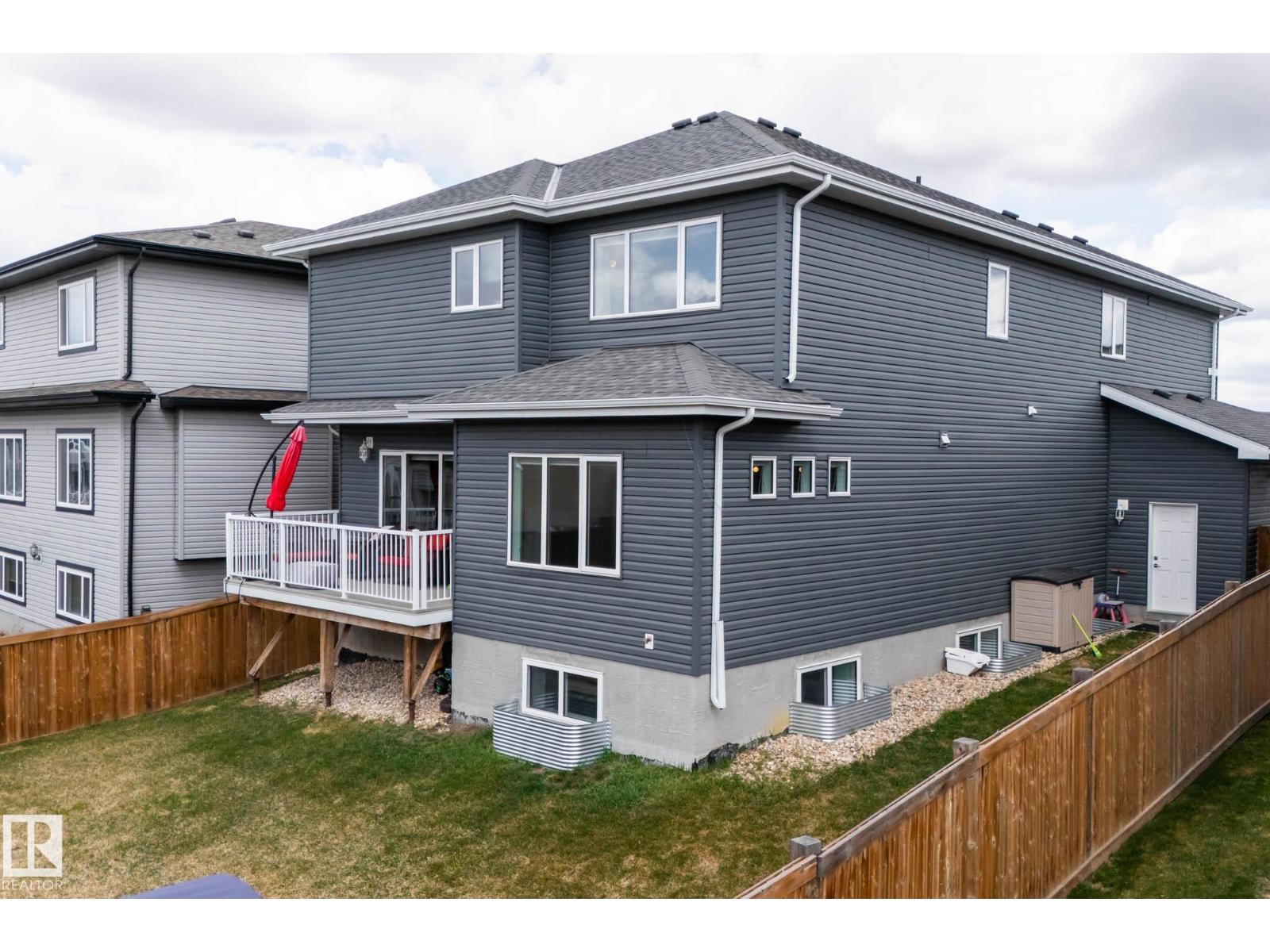 Property at 3901 44 AV image 1