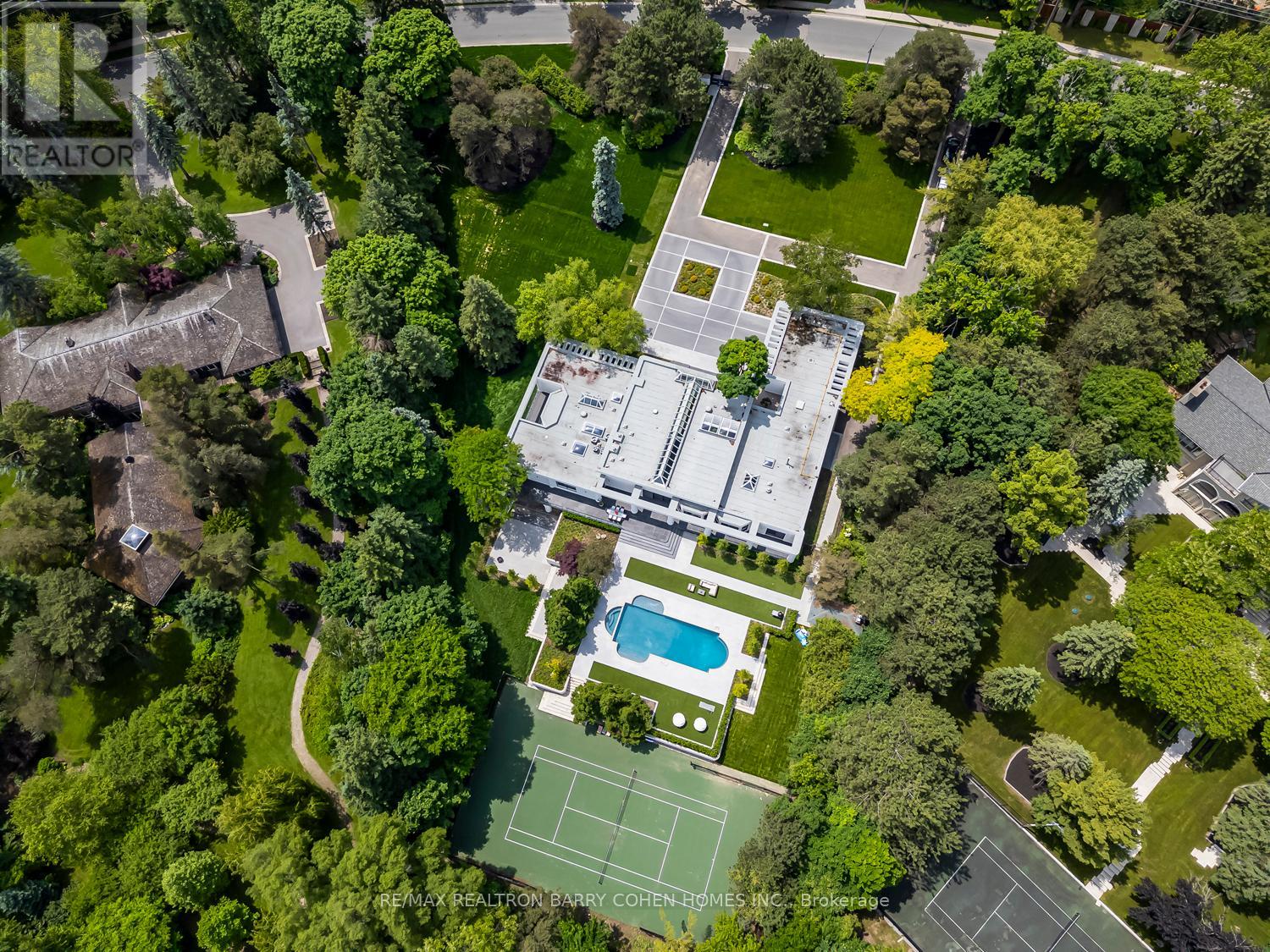 45 Park Lane Circle, Toronto (Bridle Path-Sunnybrook-York Mills), Ontario  M3C 2N3 - Photo 39 - C12346389