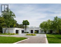 45 PARK LANE CIRCLE, Toronto, Ontario