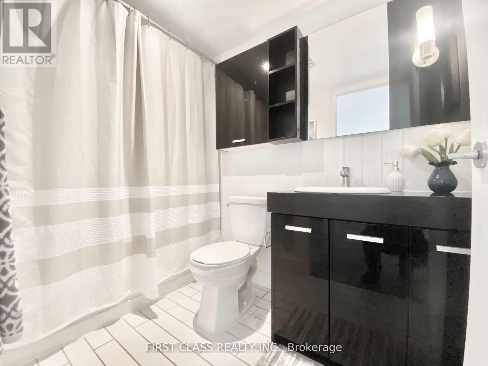 201b - 19 Singer Court, Toronto, Ontario  M2K 0B2 - Photo 9 - C12346394