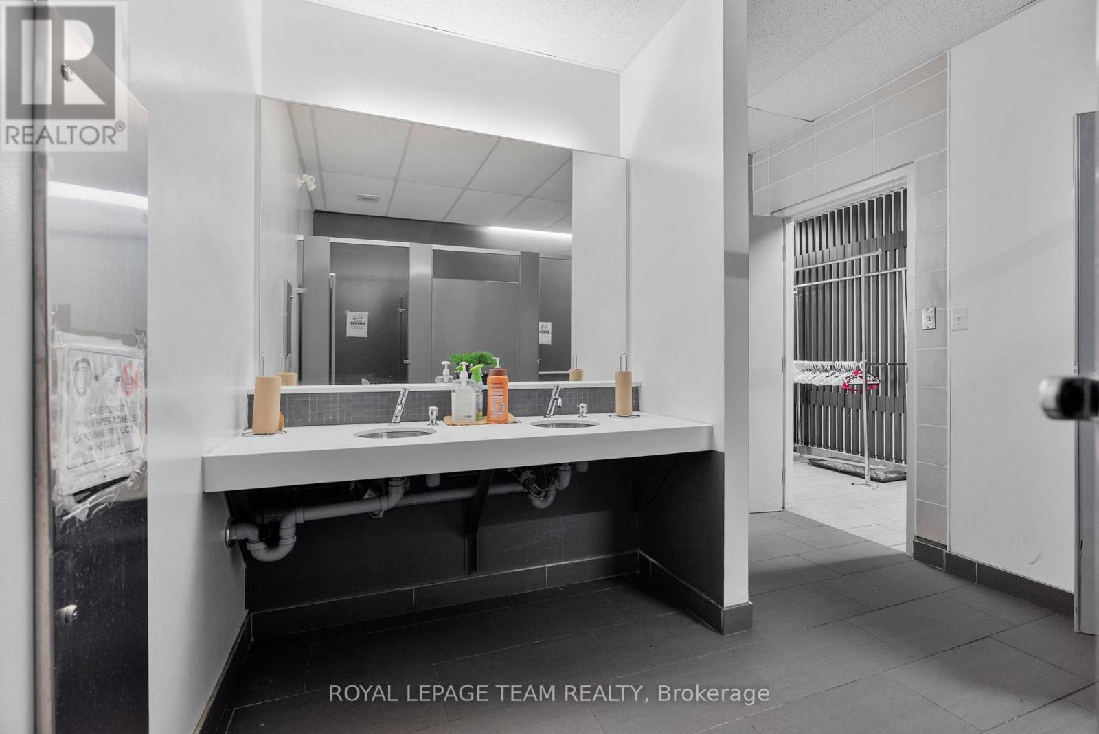 A01 - 450 Rideau Street, Ottawa, Ontario  K1N 5Z4 - Photo 27 - X12346433