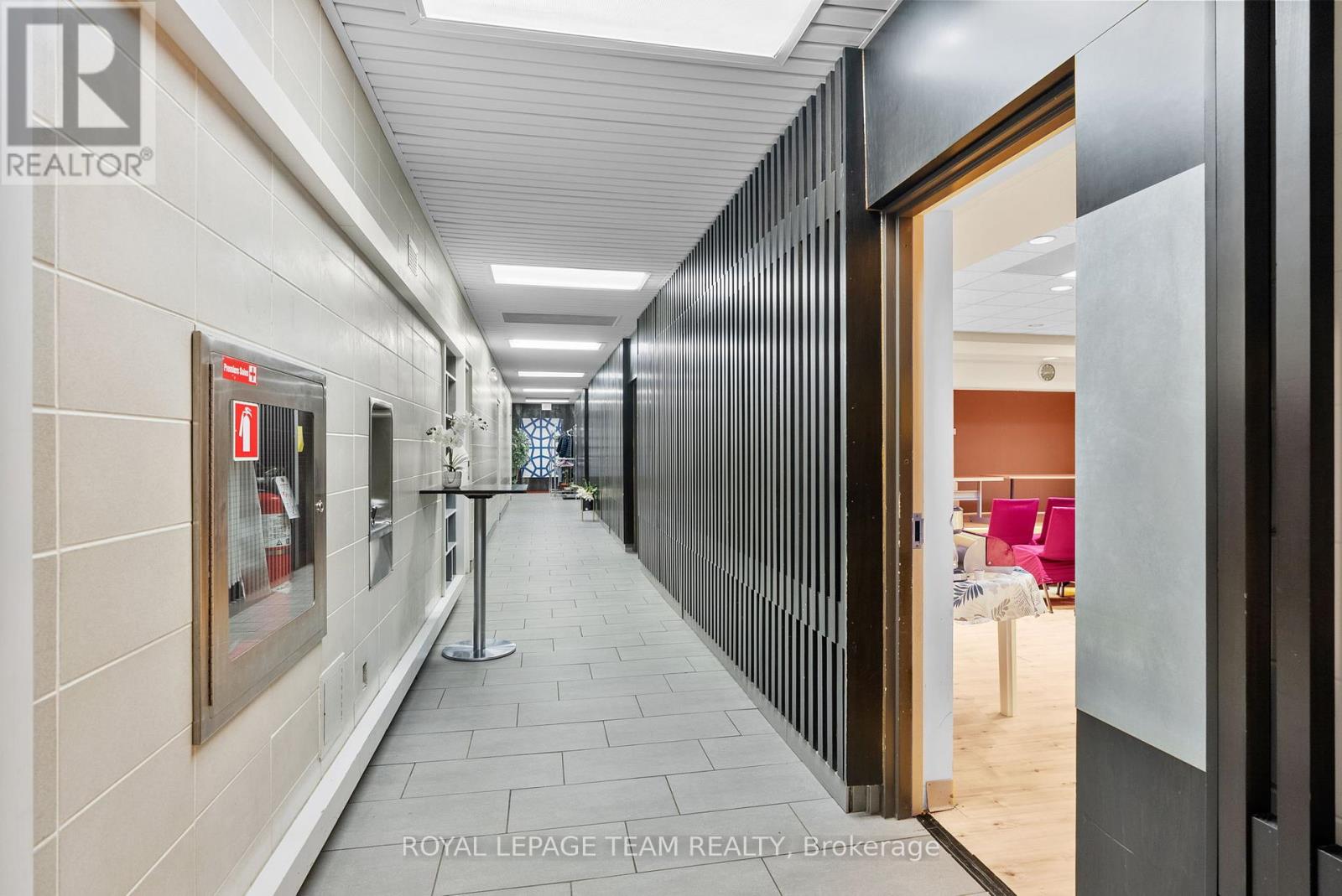 A01 - 450 Rideau Street, Ottawa, Ontario  K1N 5Z4 - Photo 4 - X12346433