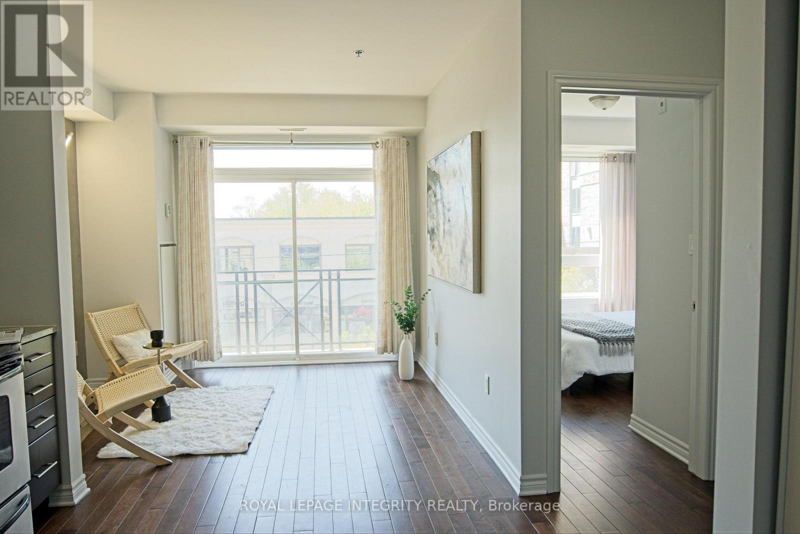 320 - 429 Kent Street, Ottawa, Ontario  K2P 1B5 - Photo 5 - X12346499