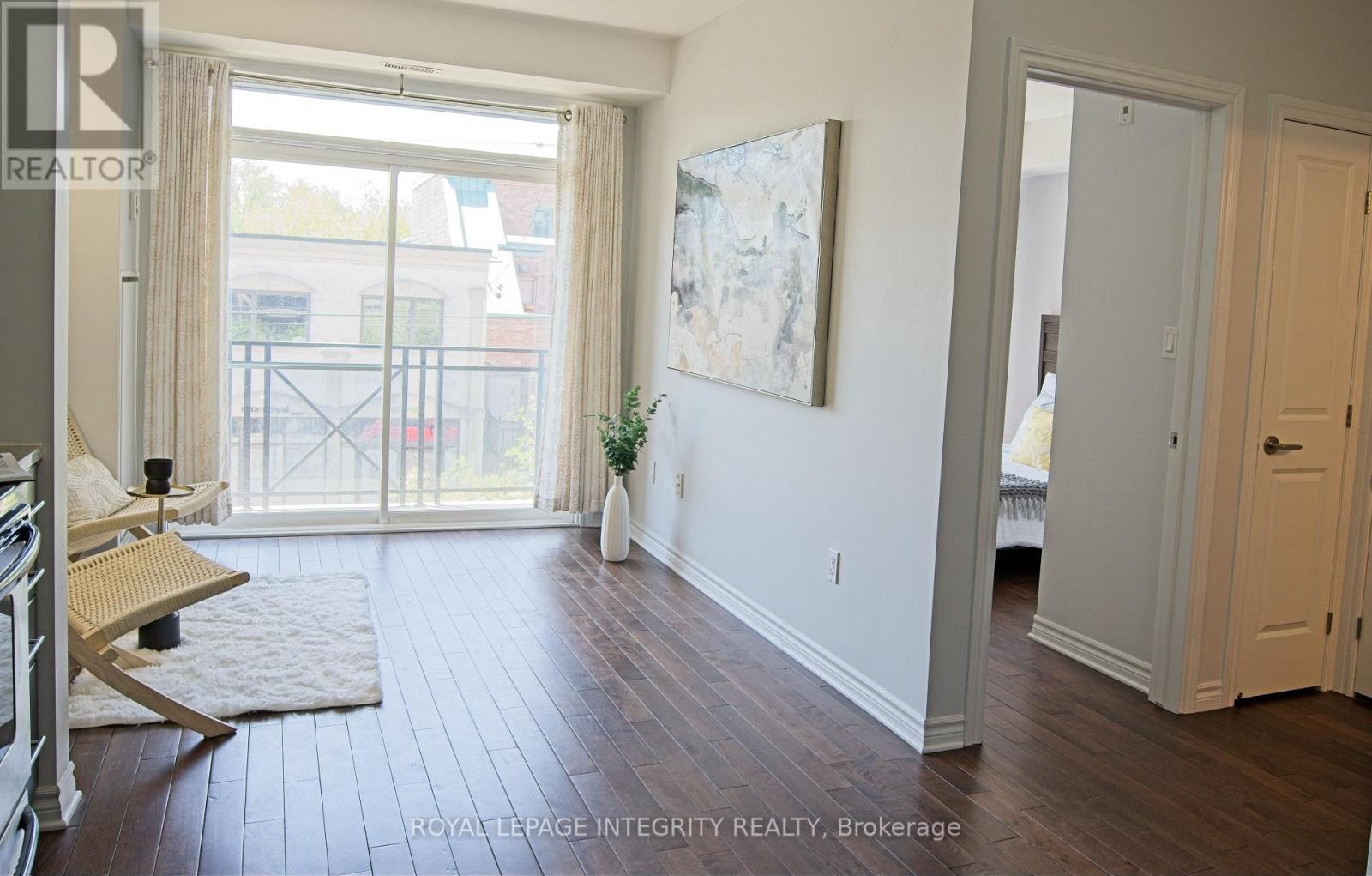320 - 429 Kent Street, Ottawa, Ontario  K2P 1B5 - Photo 8 - X12346499