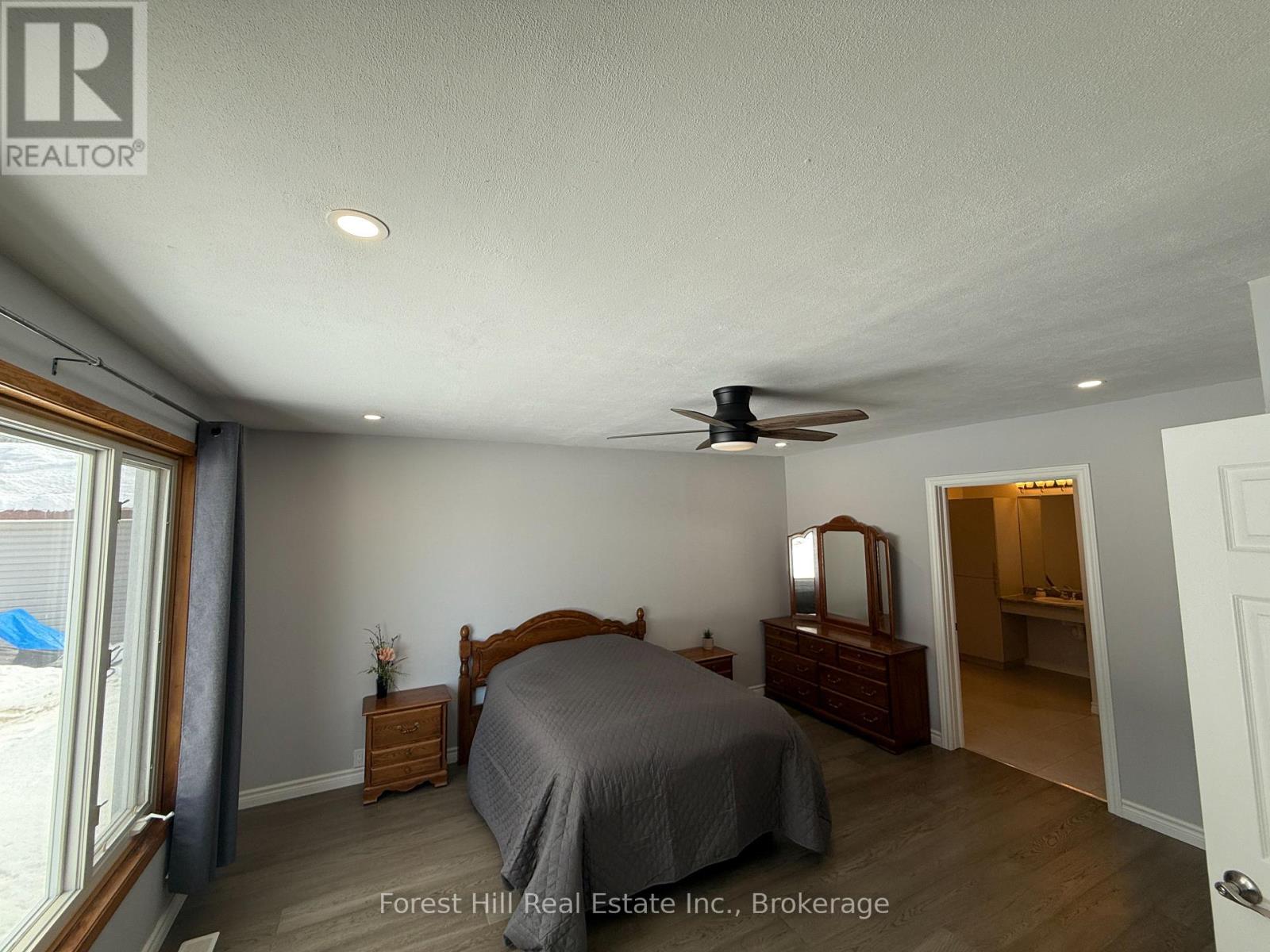 11946 Hwy 522 Highway, Parry Sound Remote Area, Ontario  P0H 1S0 - Photo 12 - X11991327