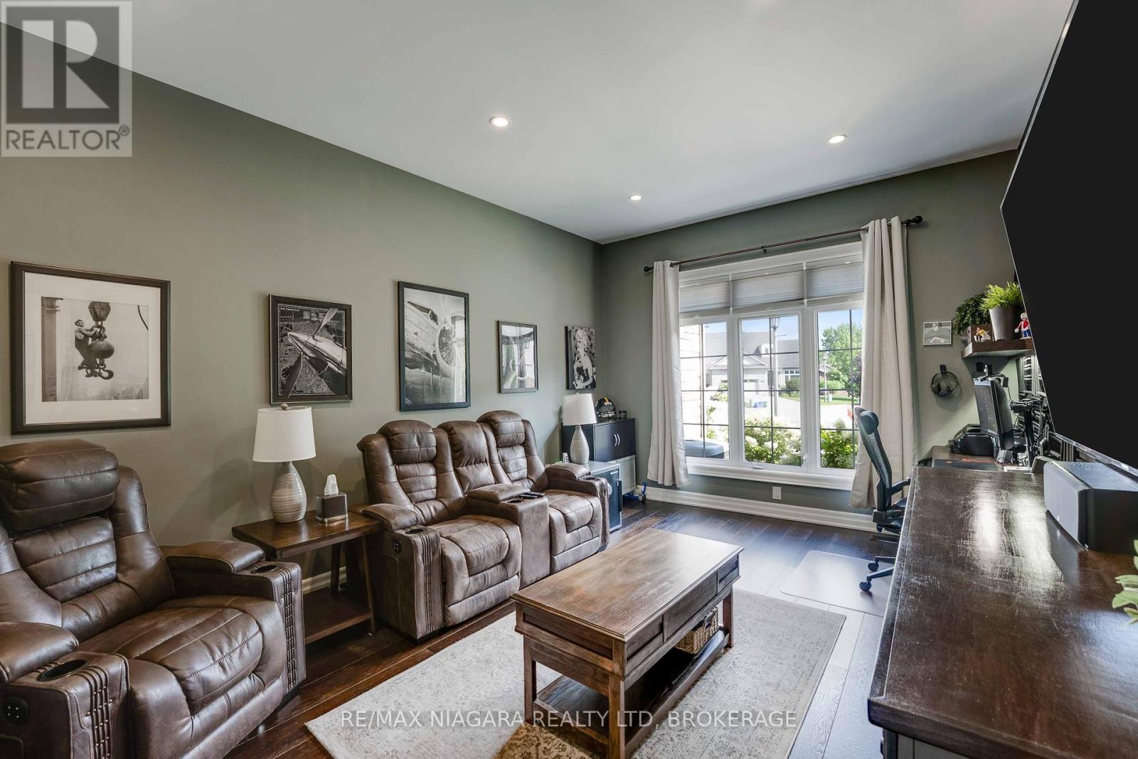 Property at 6394 PINESTONE ROAD image 4