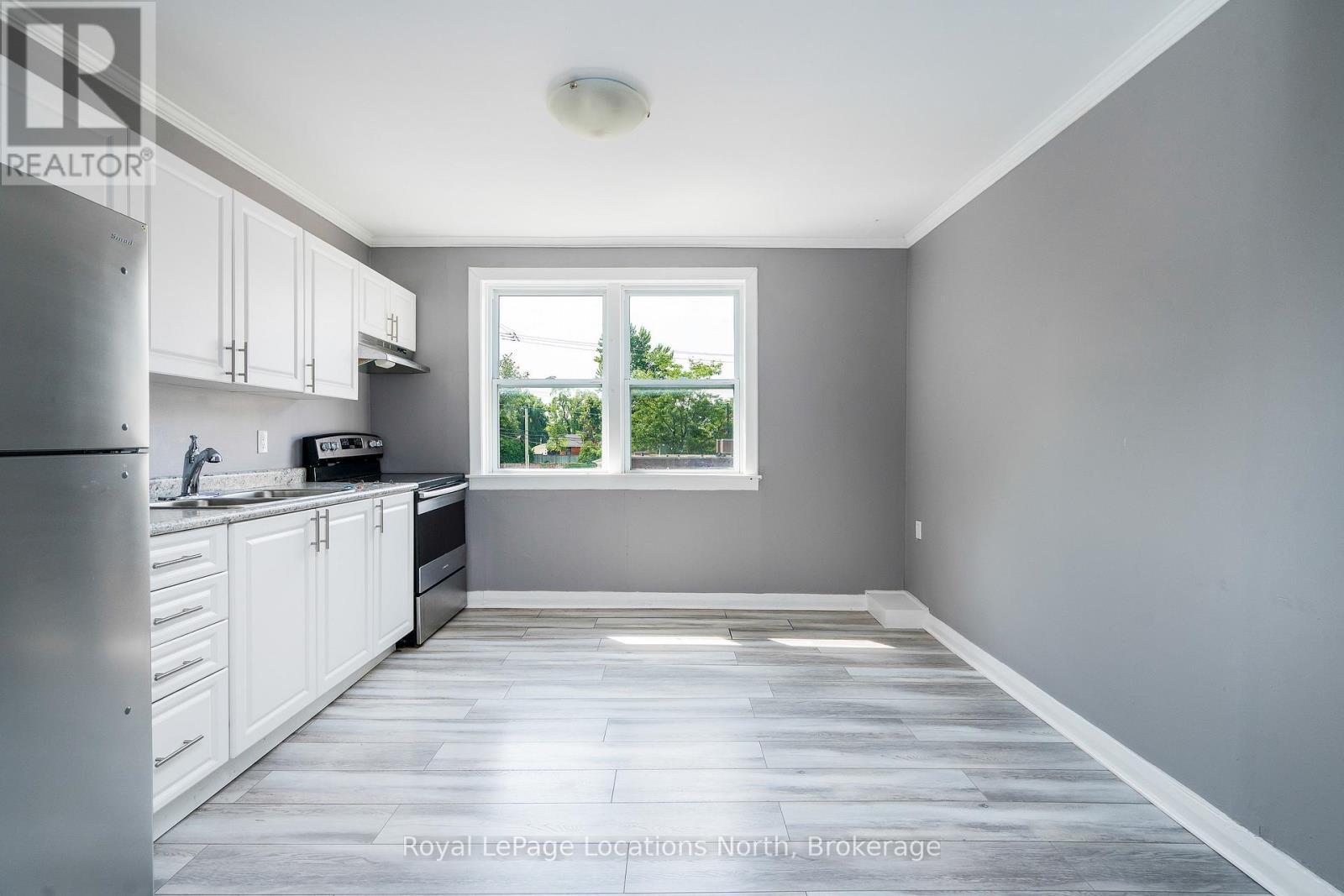 593 Hurontario Street, Collingwood, Ontario  L9Y 2N4 - Photo 12 - S12346449