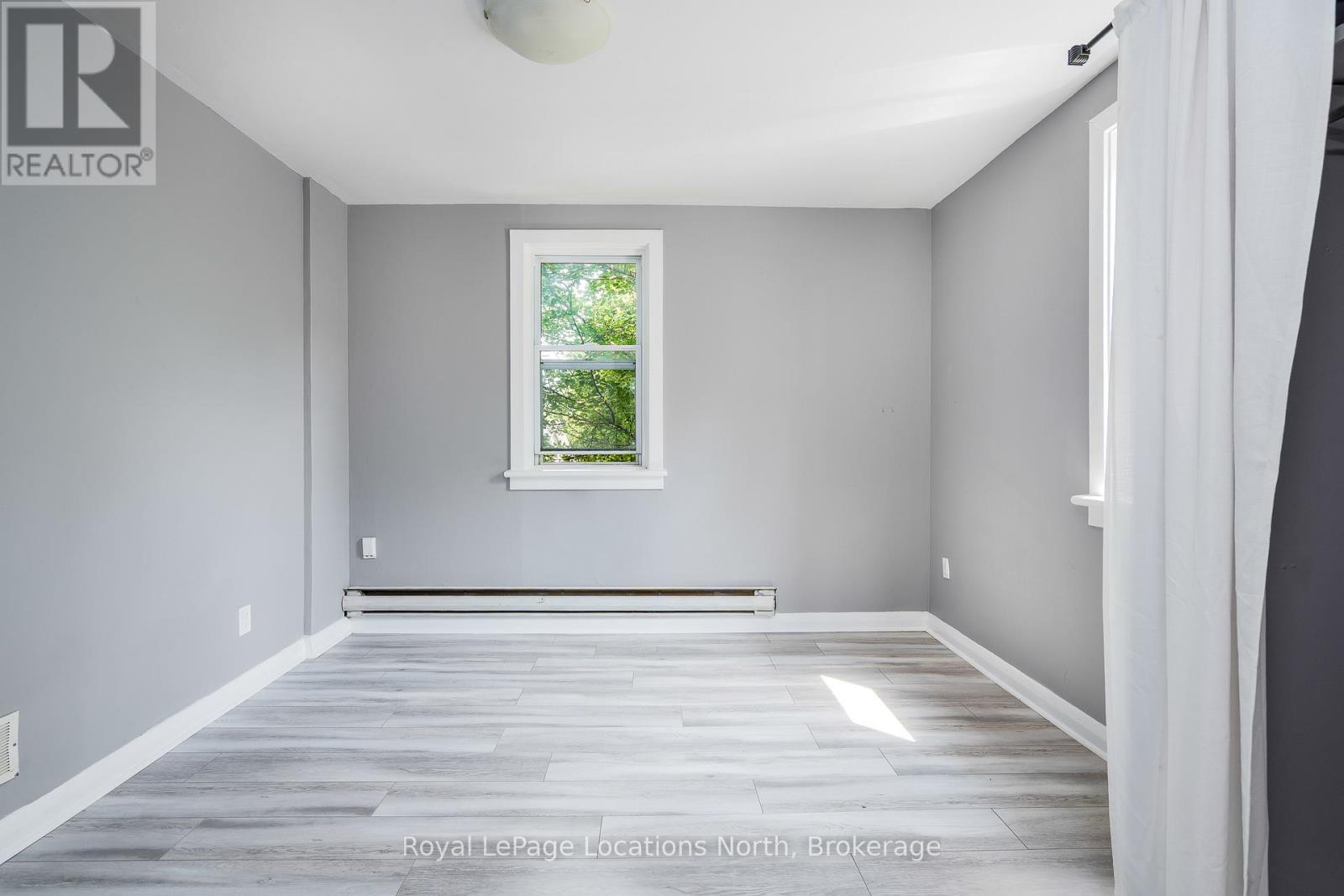 593 Hurontario Street, Collingwood, Ontario  L9Y 2N4 - Photo 13 - S12346449