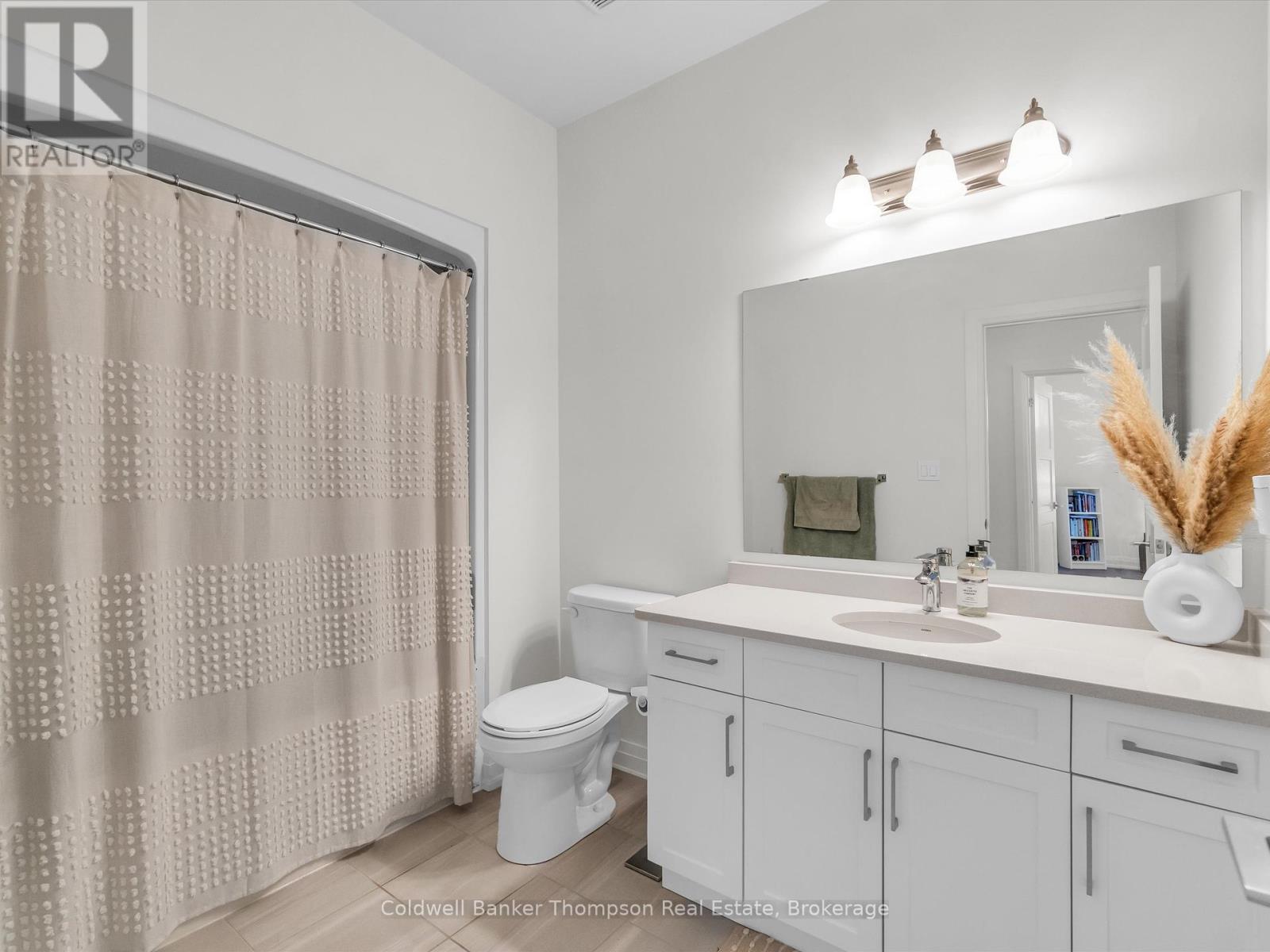 42 Woodstream Drive, Huntsville, Ontario  P1H 0B7 - Photo 18 - X12346441