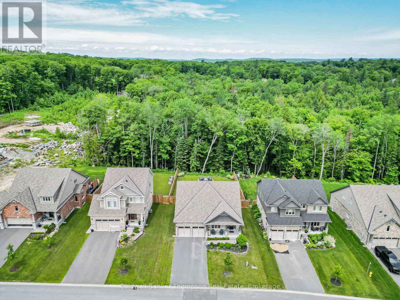42 Woodstream Drive, Huntsville, Ontario  P1H 0B7 - Photo 37 - X12346441