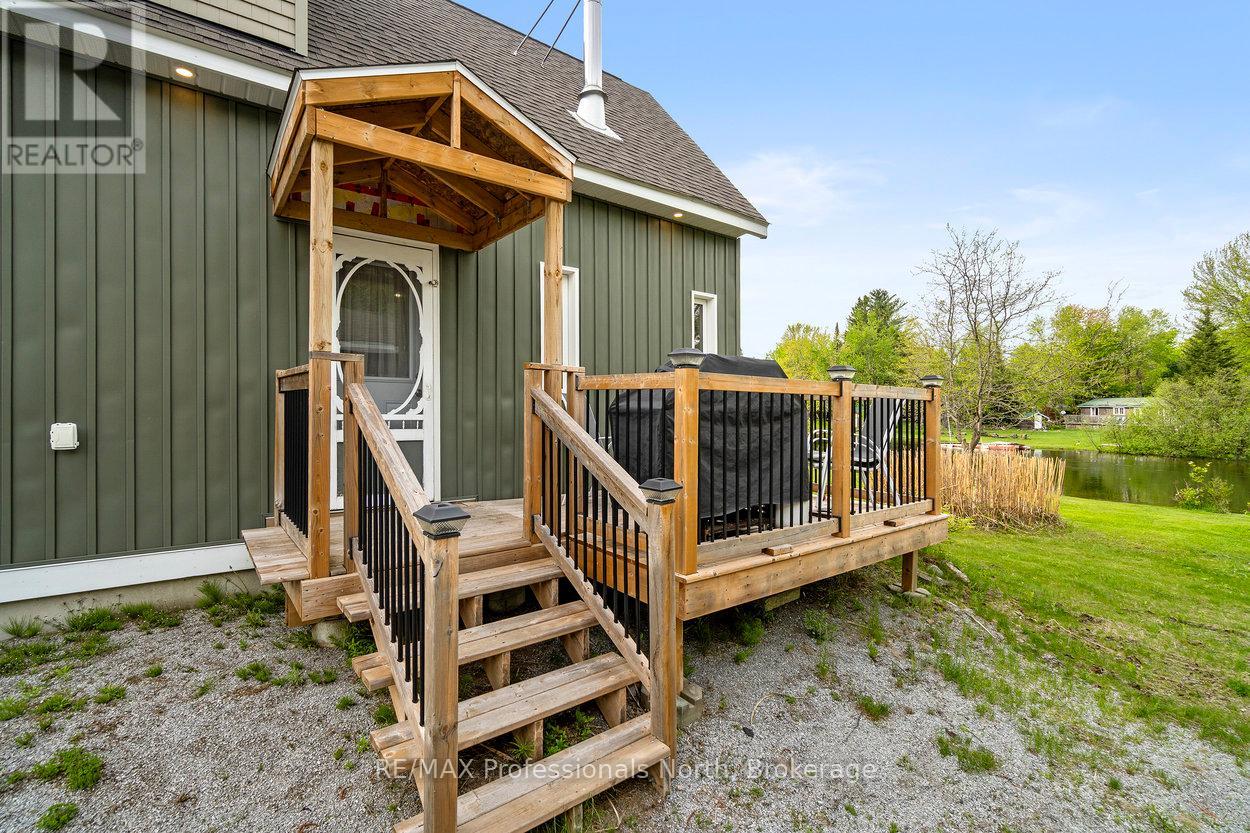 1059 Tiffany Lane, Minden Hills, Ontario  K0M 2K0 - Photo 14 - X12346490