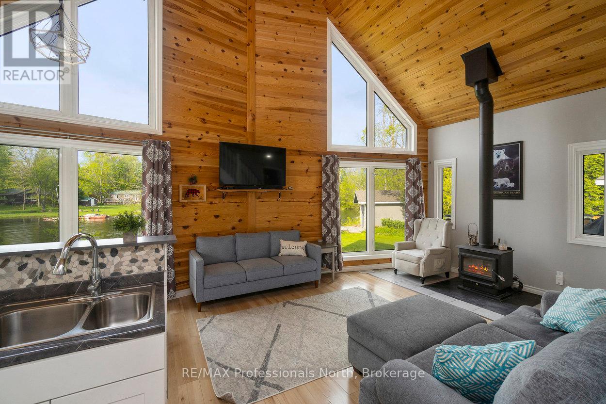 1059 Tiffany Lane, Minden Hills, Ontario  K0M 2K0 - Photo 24 - X12346490