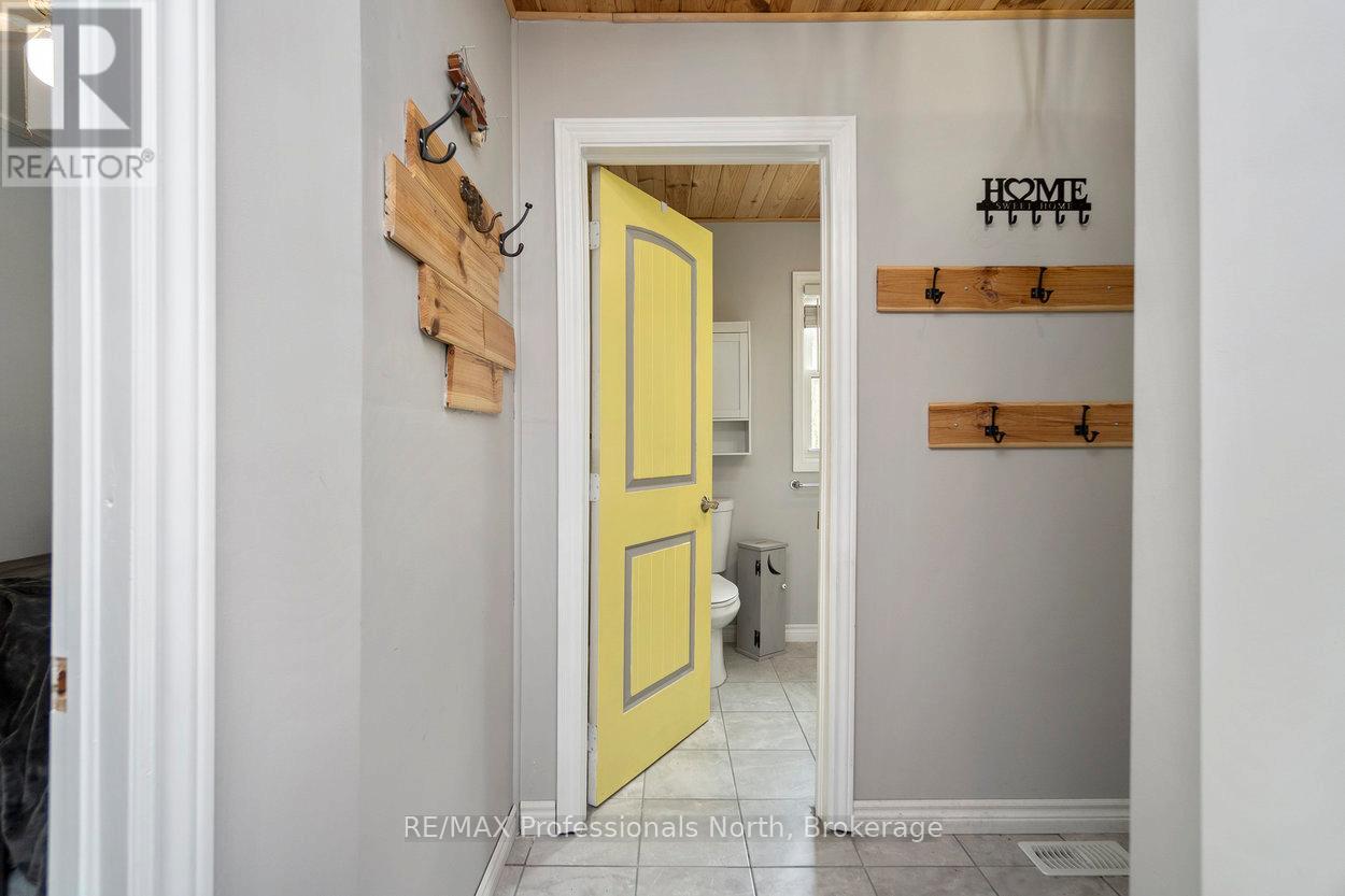 1059 Tiffany Lane, Minden Hills, Ontario  K0M 2K0 - Photo 33 - X12346490