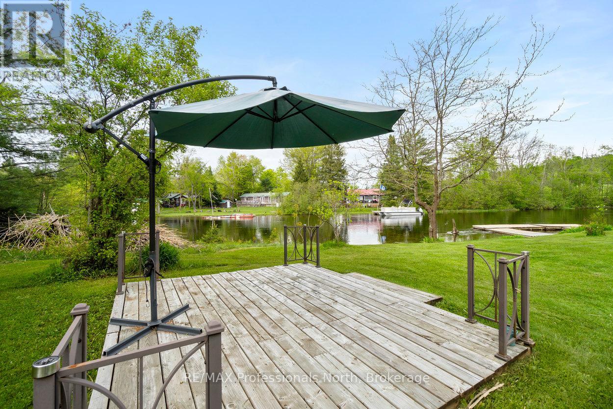 1059 Tiffany Lane, Minden Hills, Ontario  K0M 2K0 - Photo 7 - X12346490