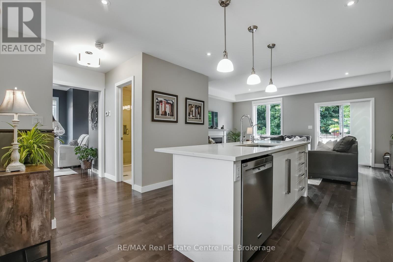 16 - 72 York Road, Guelph, Ontario  N1E 0M3 - Photo 13 - X12346508