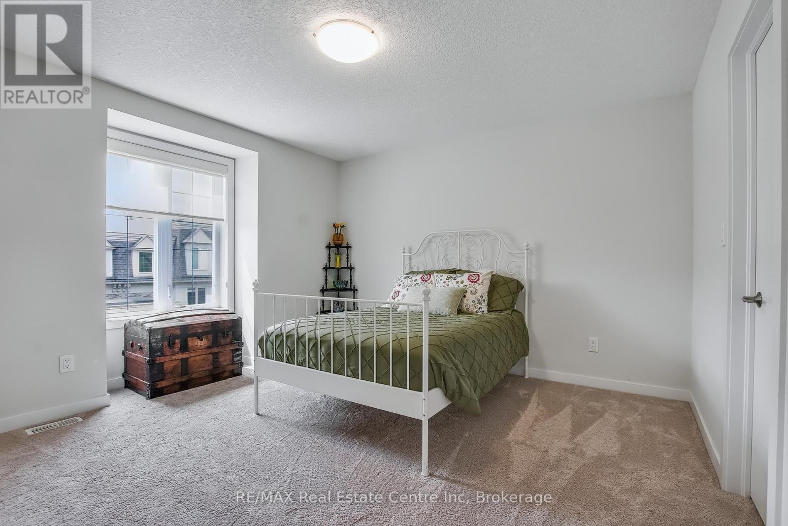 16 - 72 York Road, Guelph, Ontario  N1E 0M3 - Photo 25 - X12346508
