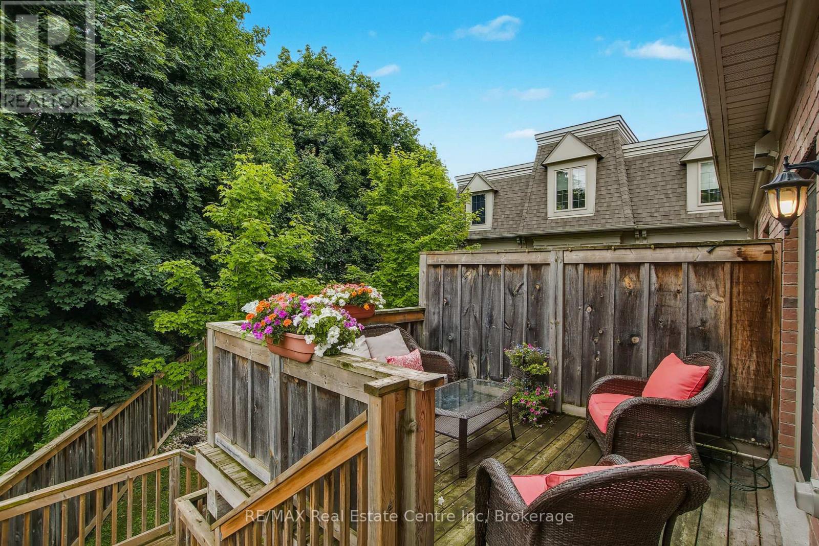 16 - 72 York Road, Guelph, Ontario  N1E 0M3 - Photo 35 - X12346508