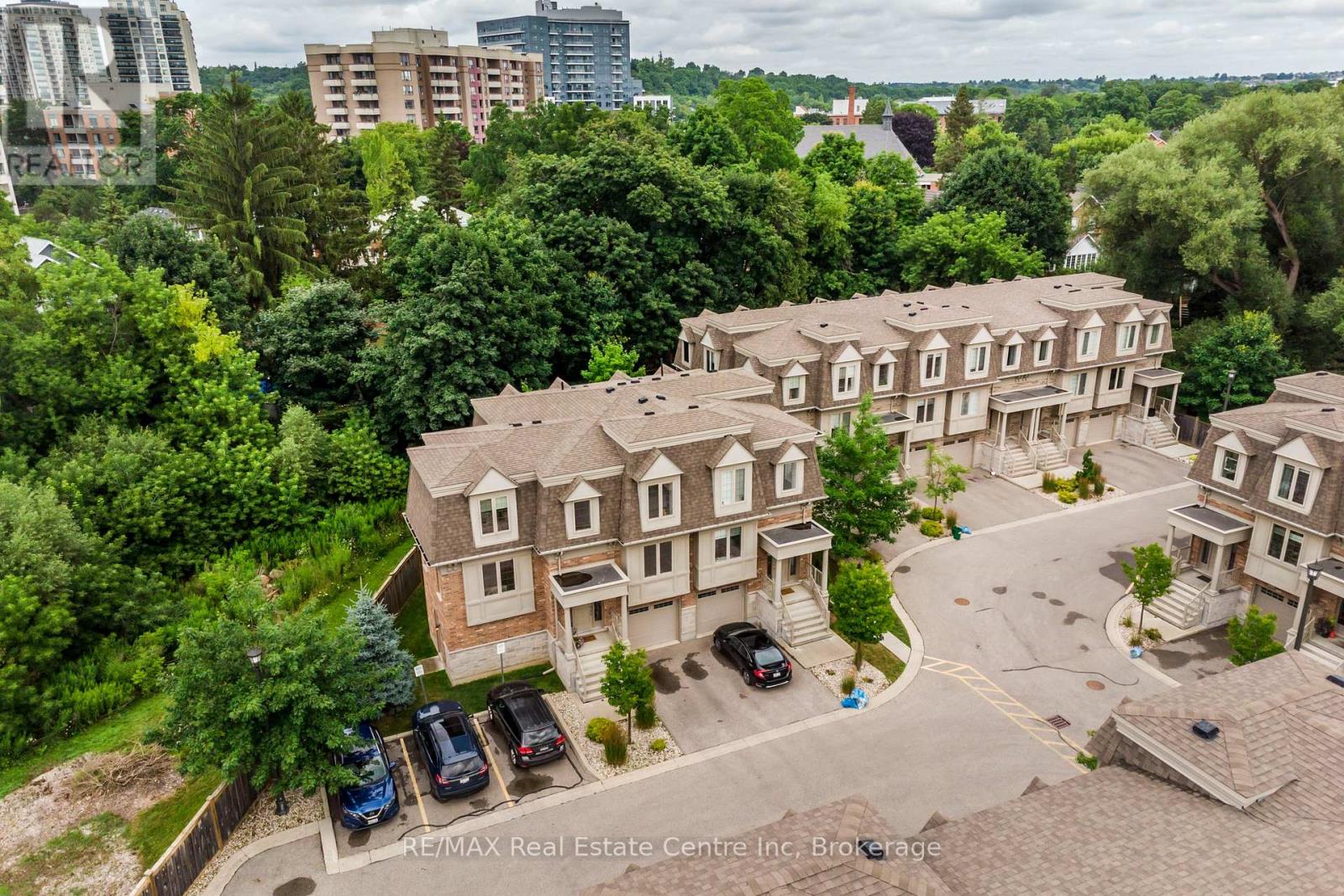 16 - 72 York Road, Guelph, Ontario  N1E 0M3 - Photo 39 - X12346508