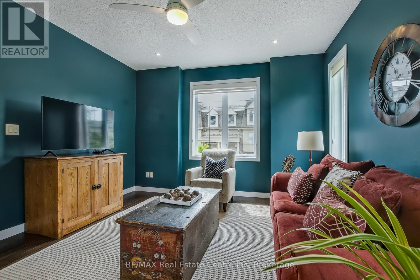 16 - 72 York Road, Guelph, Ontario  N1E 0M3 - Photo 9 - X12346508