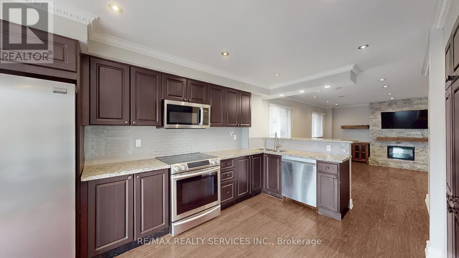 5231 Astwell Avenue, Mississauga, Ontario  L5R 3H8 - Photo 14 - W12346358