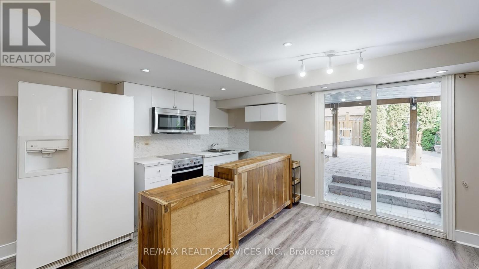 5231 Astwell Avenue, Mississauga, Ontario  L5R 3H8 - Photo 24 - W12346358