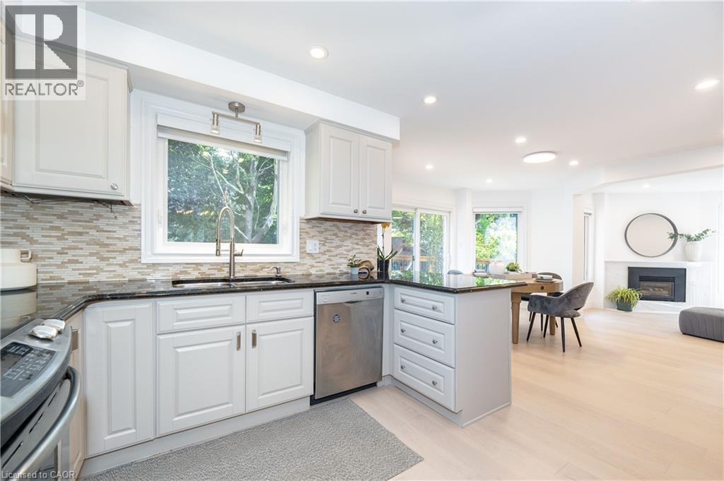 327 Northwood Drive, Oakville, Ontario  L6M 1M8 - Photo 11 - 40760693