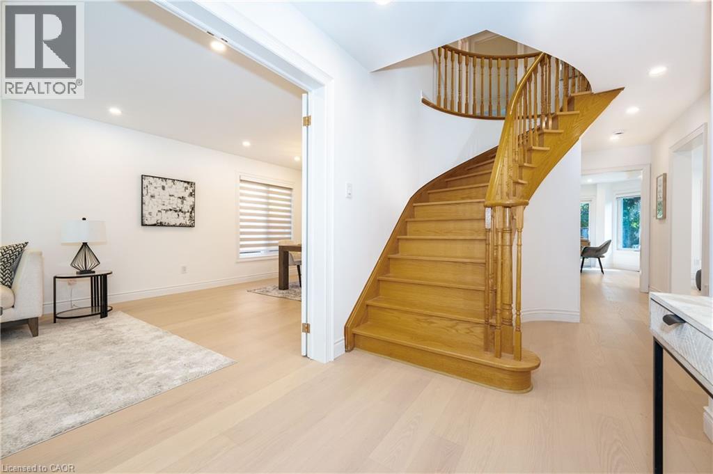 327 Northwood Drive, Oakville, Ontario  L6M 1M8 - Photo 4 - 40760693