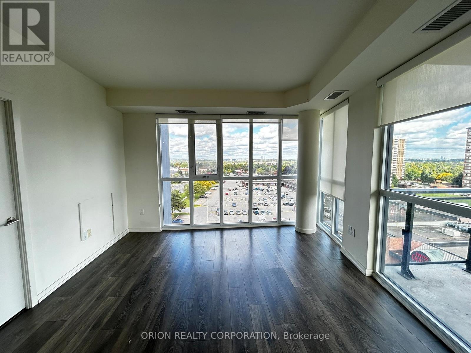 906 - 3237 Bayview Avenue, Toronto, Ontario  M2K 2J7 - Photo 2 - C12346444